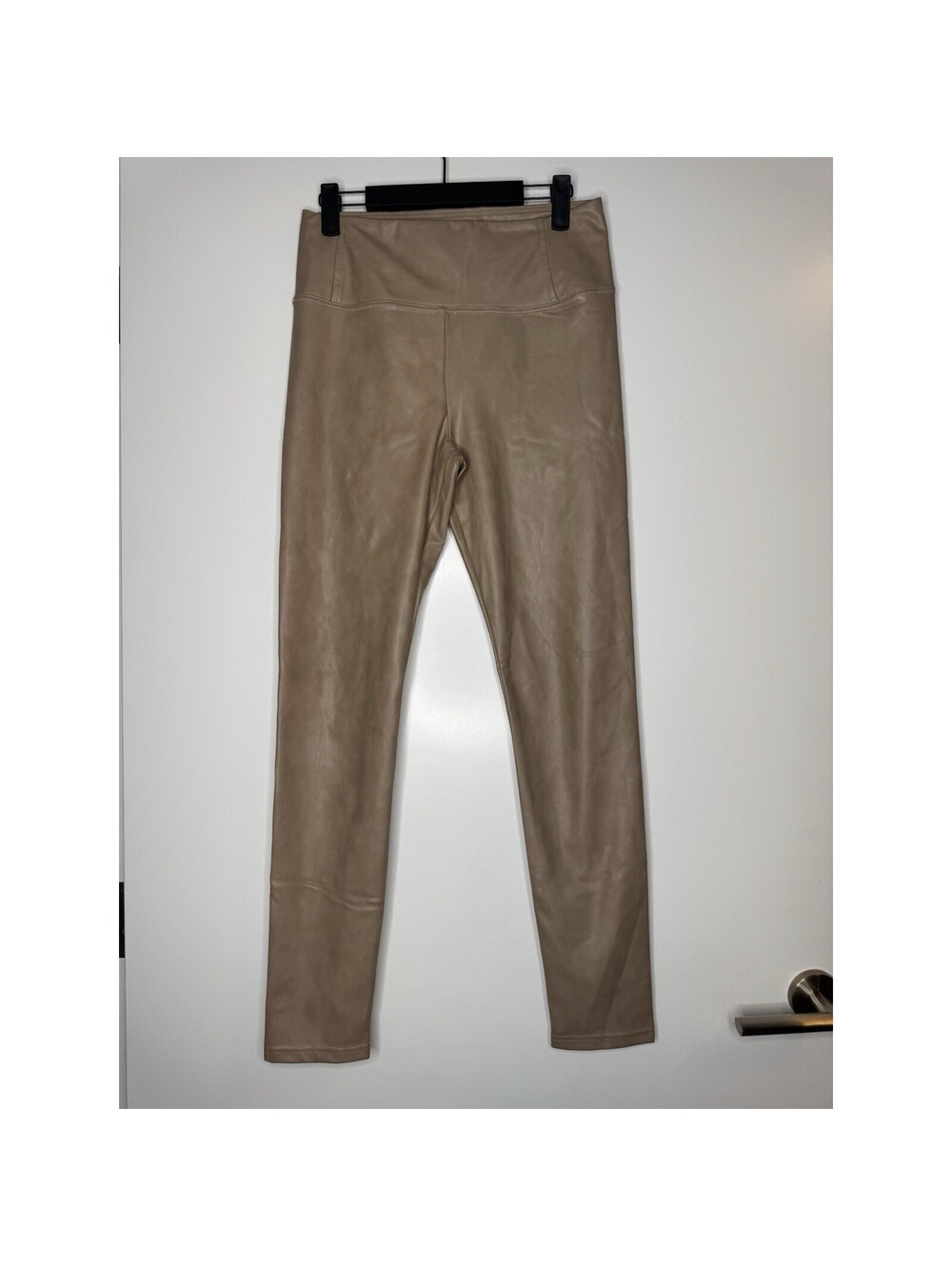 AVEC LES FILLES | Camel Colored Faux Leather Leggings | Size medium Tan